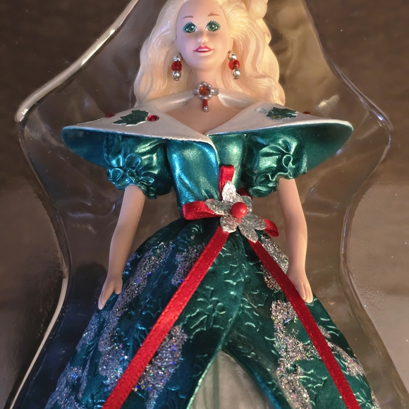 BARBIE Stocking Holder Holiday Green Dress - Hallmark 1996 - Picture 4 of 5